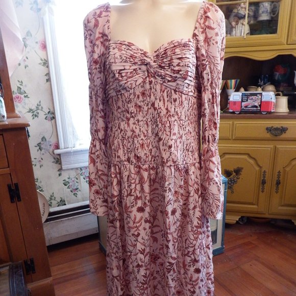 NWT Amur Dress Style Modele Wild Flowers Designer Dress Sz 12 Easter Spring